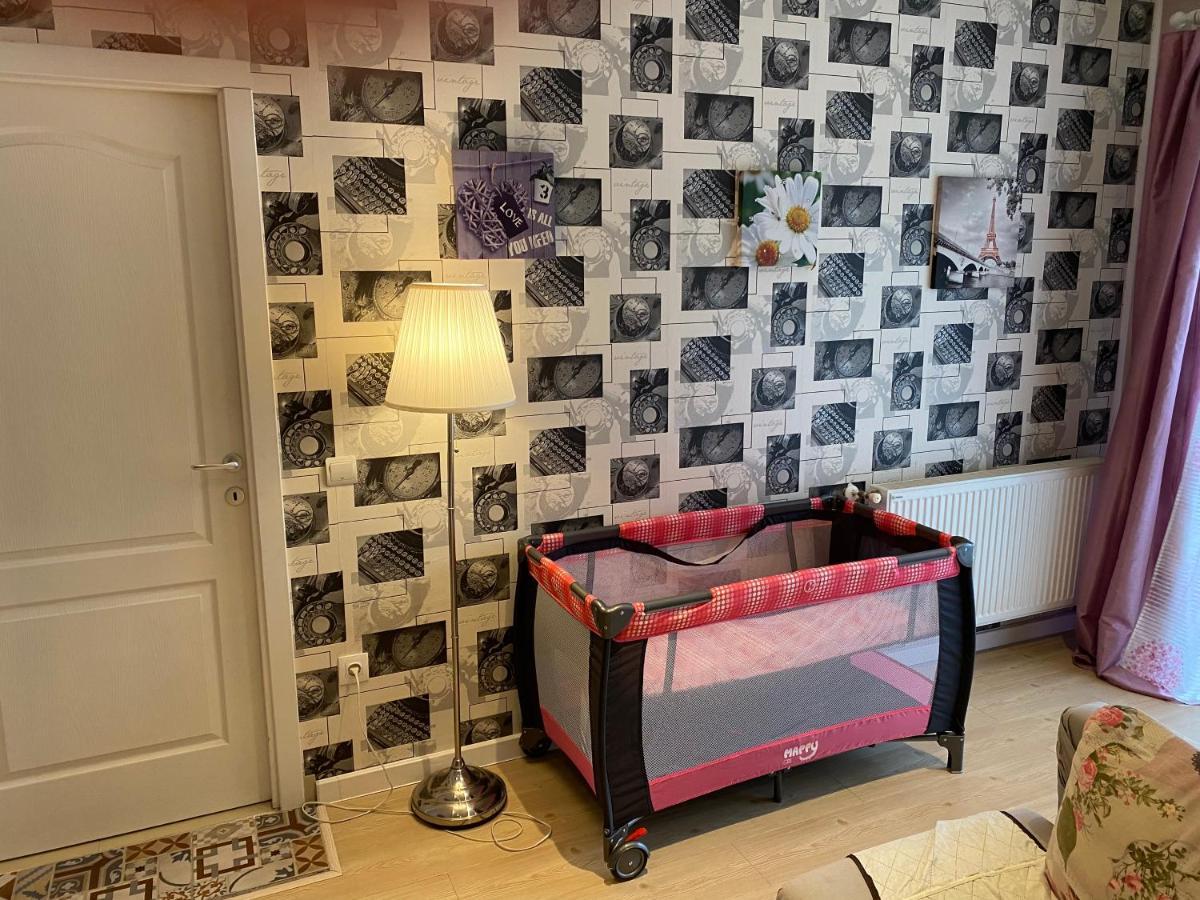 Igi Red Flat With Free Private Parking Apartment Cluj-Napoca Exterior photo