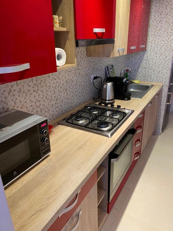 Igi Red Flat With Free Private Parking Apartment Cluj-Napoca Exterior photo